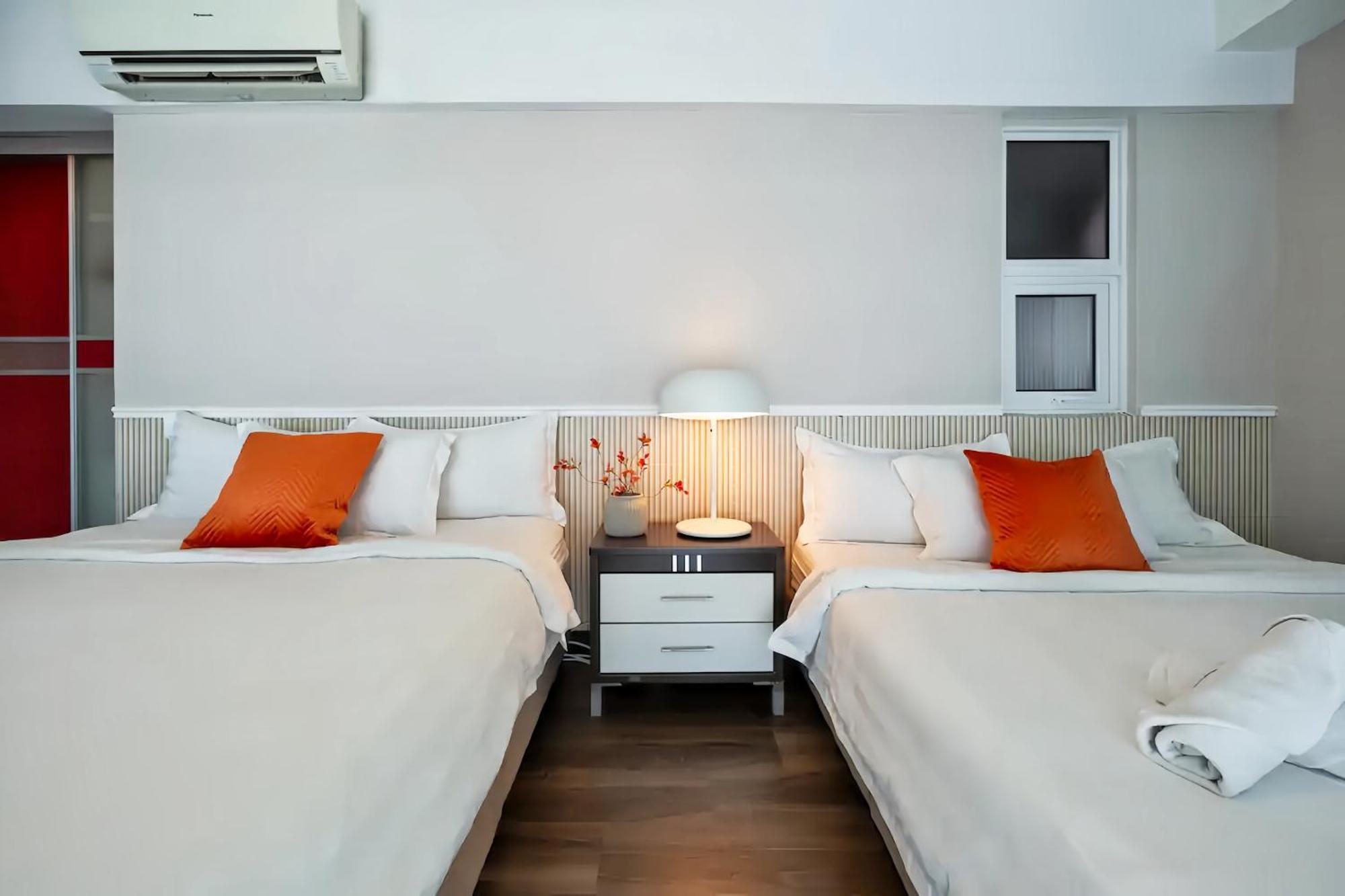 Maritime Seaview Suites Penang George Town Ngoại thất bức ảnh