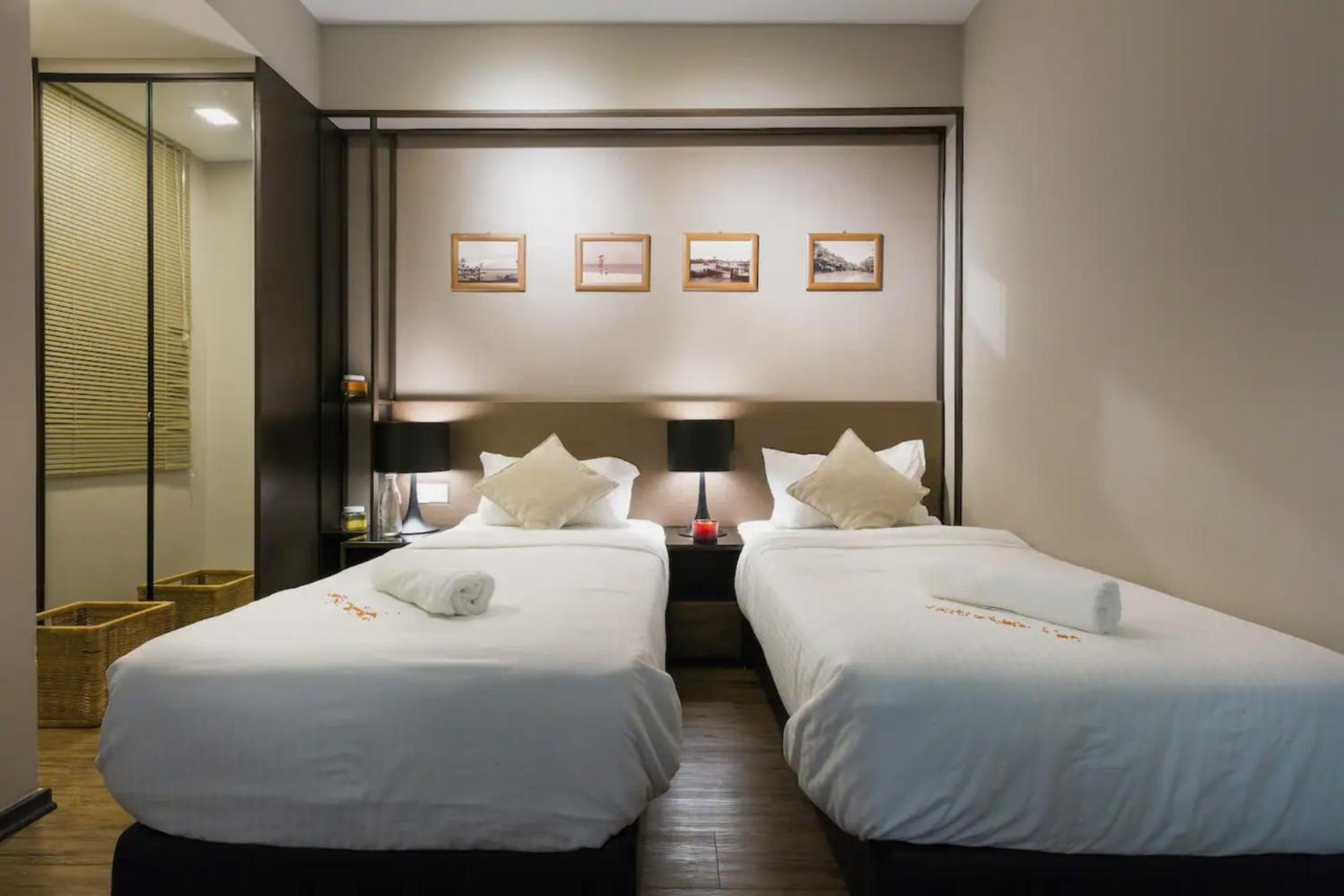 Maritime Seaview Suites Penang George Town Ngoại thất bức ảnh